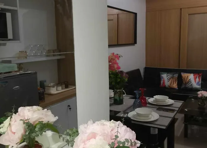 Shell Residences Family 2 Aparthotel Manila